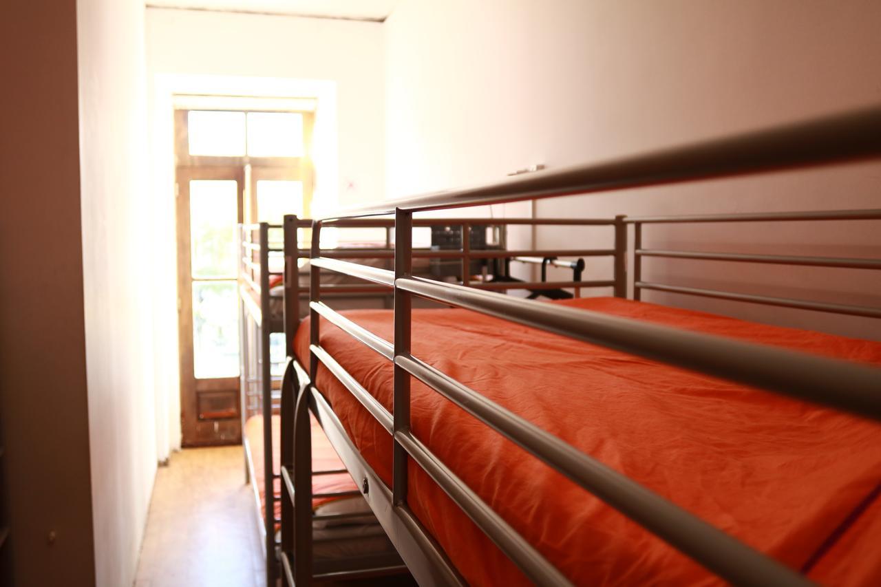 Downtown Hostal *