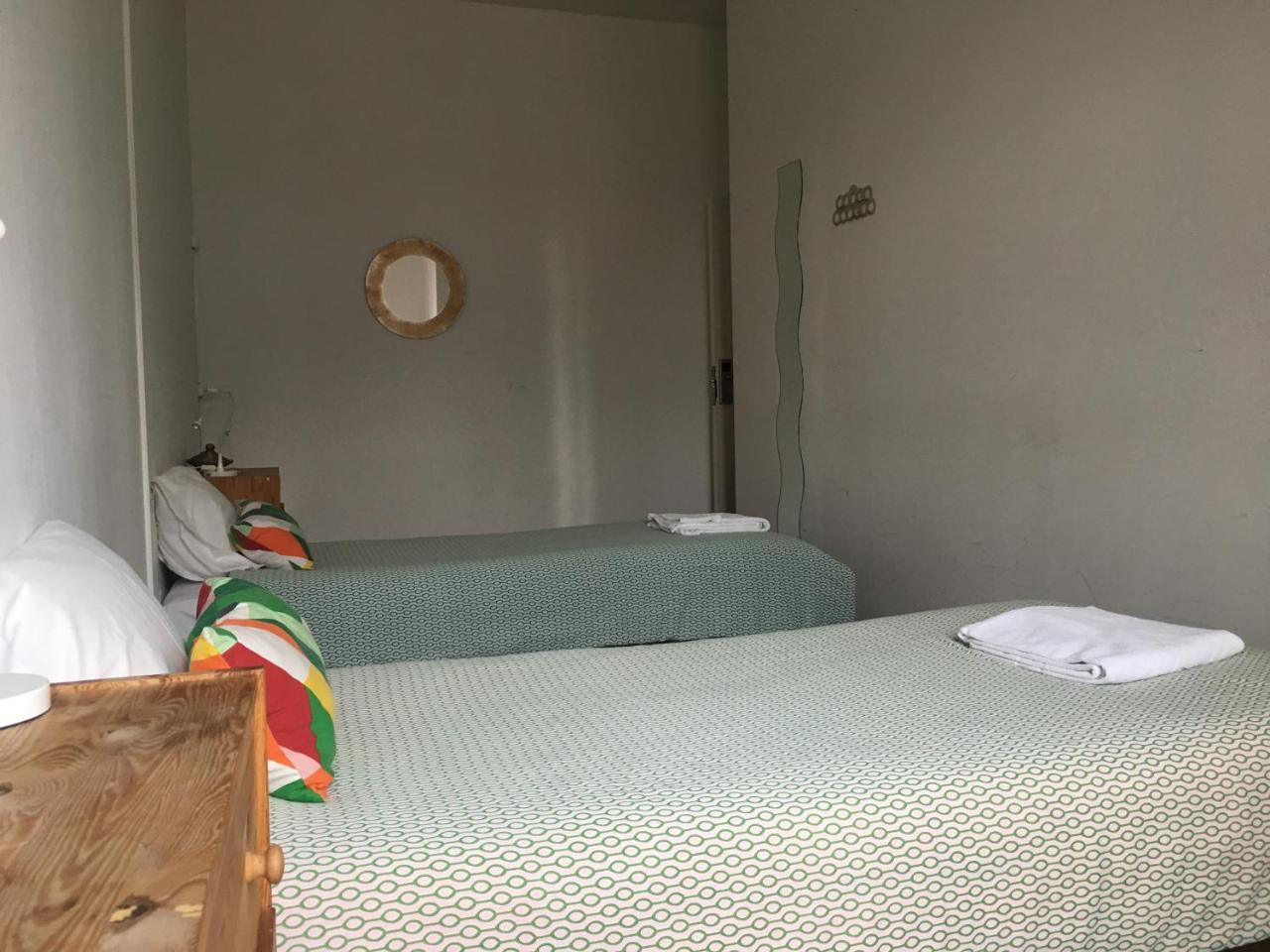 Downtown Hostal Oporto